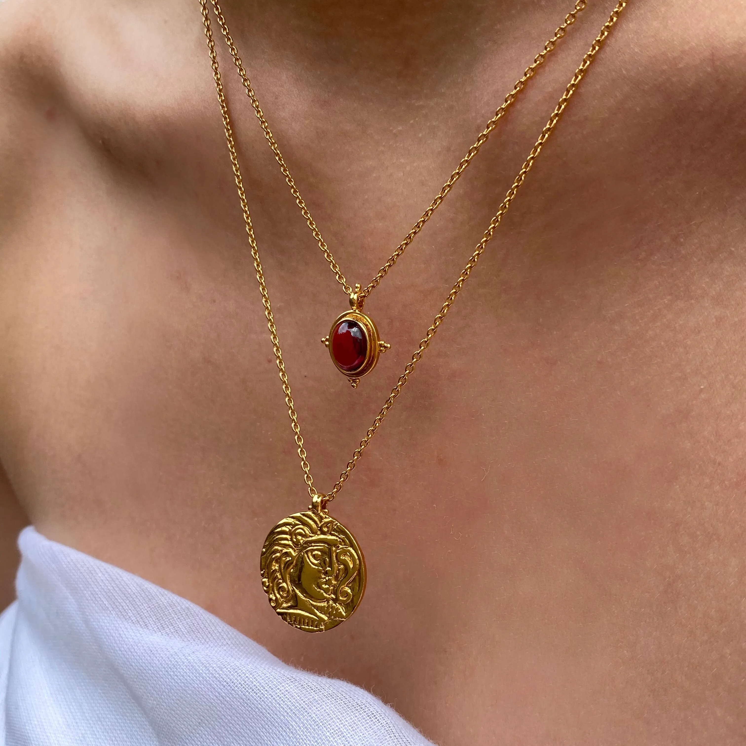 Alexa Necklace, Garnet, Gold