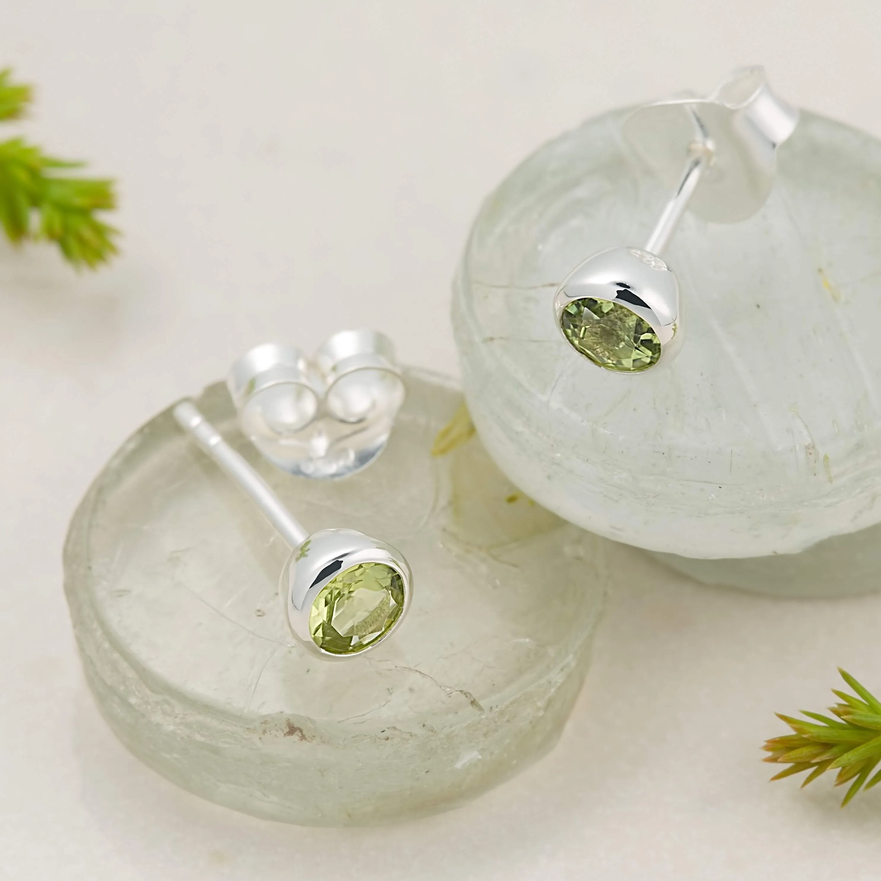 August Birthstone Stud Earrings (Peridot)