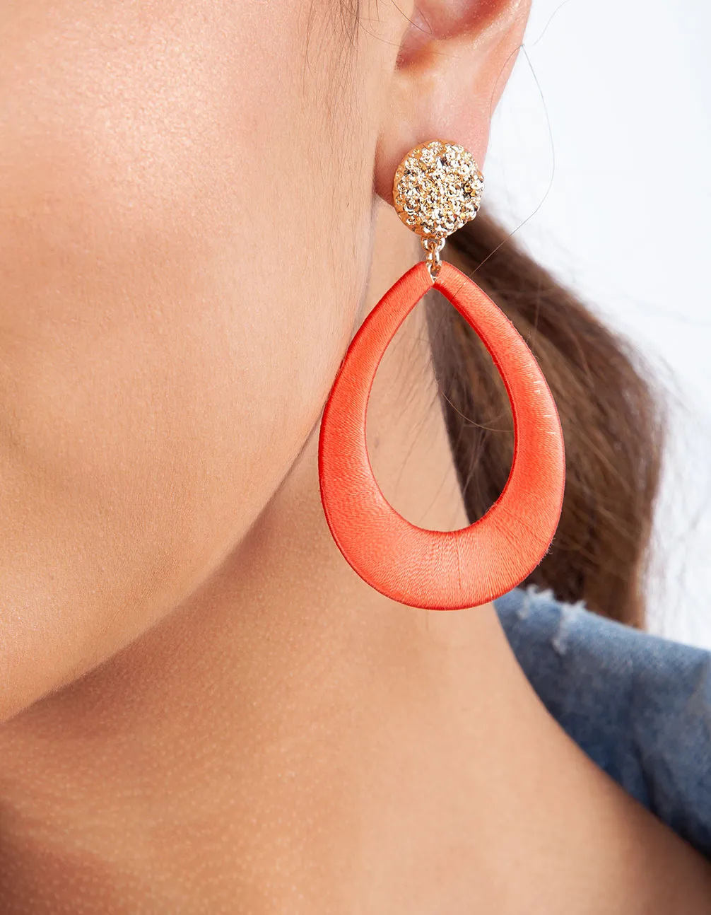 Gold Coral Threaded Earring